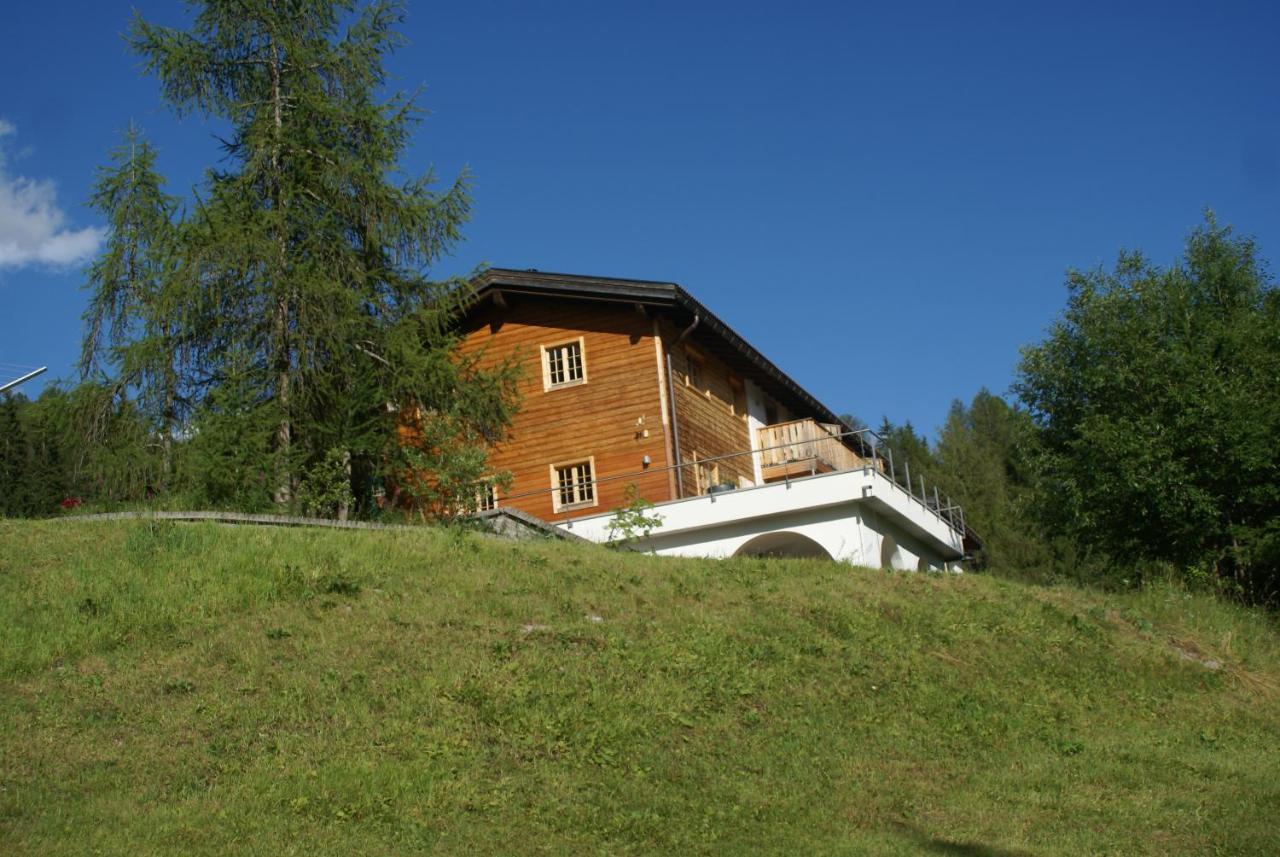 Chasa Al Battaporta Hotell Tschierv Exteriör bild